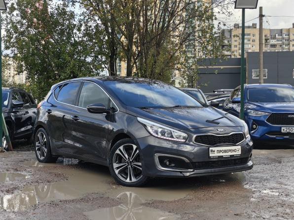 Kia Ceed II Рестайлинг с пробегом 2016 года, цена 1 019 000 рублей, 220000 км, хэтчбек, Автокод Объявления