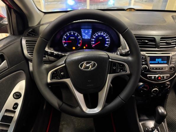 Hyundai Solaris I с пробегом 2012 года, цена 830 000 рублей, 69000 км, хэтчбек, Автокод Объявления
