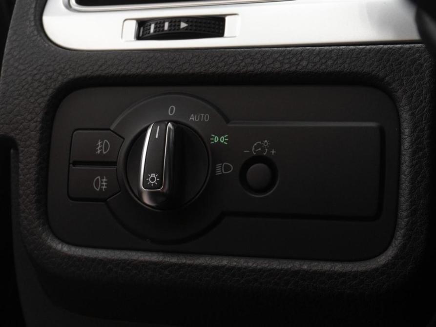 Volkswagen Touareg II Рестайлинг Тюмень  - изображение 17