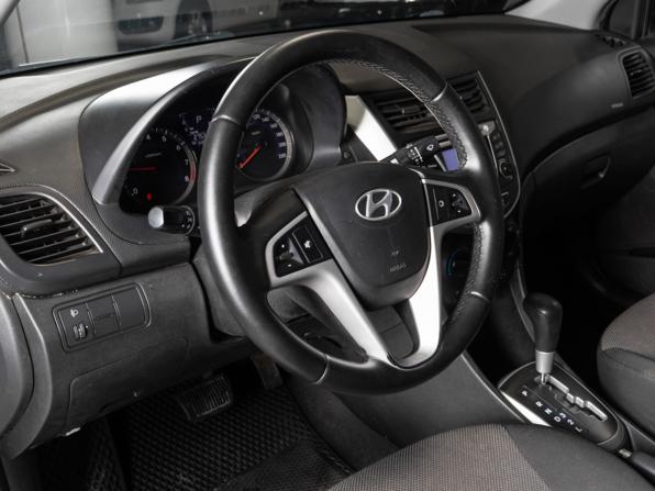 Hyundai Solaris I Рестайлинг с пробегом 2014 года, цена 740 000 рублей, 145624 км, седан, Автокод Объявления
