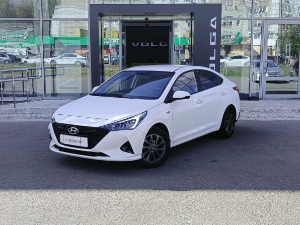 Hyundai Solaris II Рестайлинг с пробегом 2022 года, цена 1 574 000 рублей, 53497 км, седан, Автокод Объявления