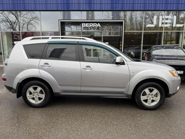 Mitsubishi Outlander II с пробегом 2008 года, цена 950 000 рублей, 225327 км, внедорожник, Автокод Объявления