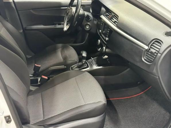 Kia Rio IV с пробегом 2018 года, цена 1 488 000 рублей, 95000 км, хэтчбек, Автокод Объявления