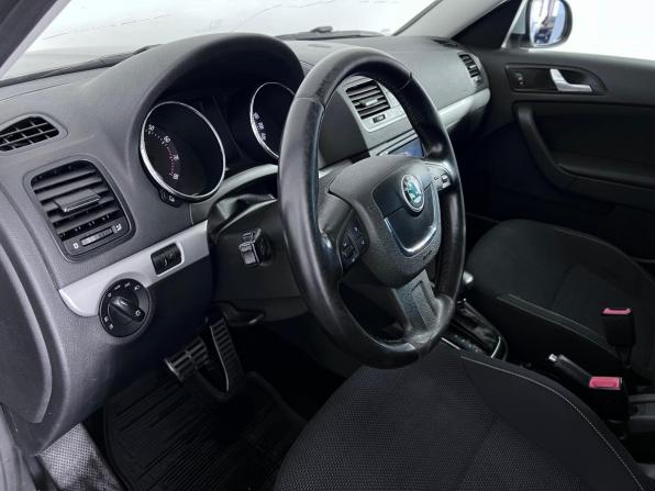 Skoda Yeti I с пробегом 2010 года, цена 649 000 рублей, 216890 км, внедорожник, Автокод Объявления