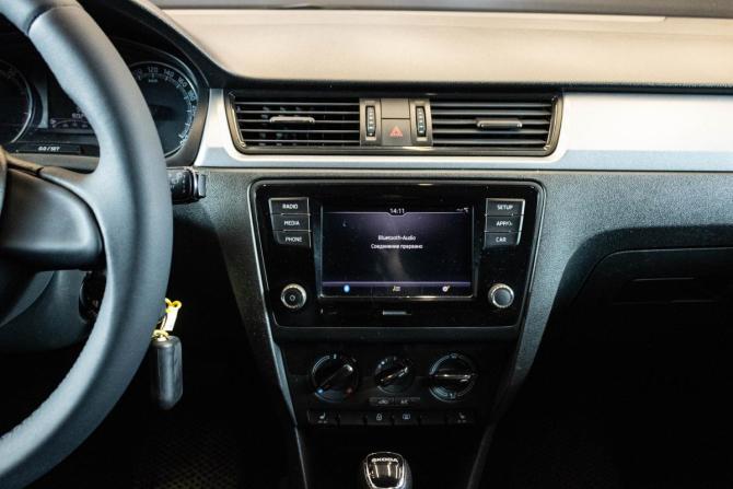 Skoda Rapid I Рестайлинг с пробегом 2018 года, цена 1 299 000 рублей, 160242 км, лифтбек, Автокод Объявления