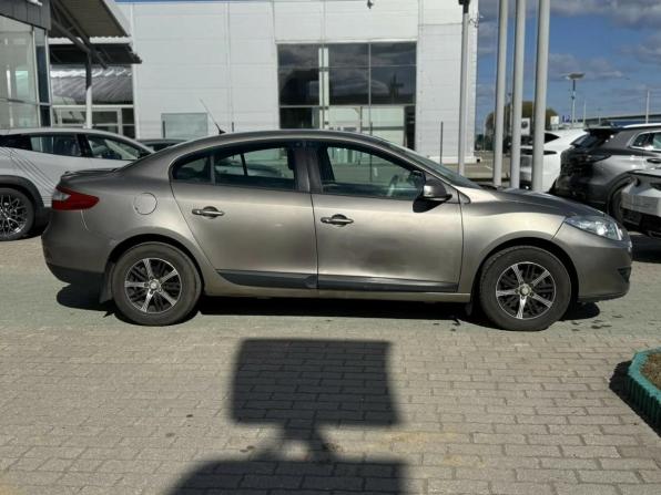 Renault Fluence I с пробегом 2010 года, цена 520 000 рублей, 218121 км, седан, Автокод Объявления