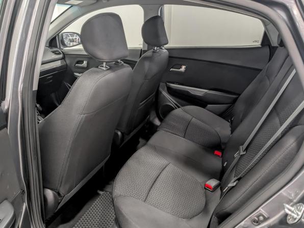 Kia Rio III Рестайлинг с пробегом 2017 года, цена 1 270 000 рублей, 95926 км, седан, Автокод Объявления