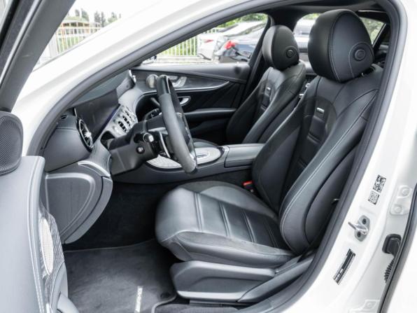 Mercedes-Benz E-Класс AMG V (W213) Рестайлинг с пробегом 2023 года, цена 9 350 000 рублей, 29904 км, седан, Автокод Объявления