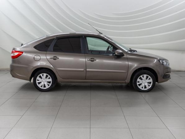 Lada (ВАЗ) Granta I Рестайлинг с пробегом 2021 года, цена 818 000 рублей, 42270 км, лифтбек, Автокод Объявления