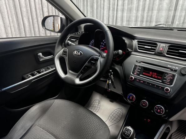 Kia Rio III Рестайлинг с пробегом 2015 года, цена 888 000 рублей, 194916 км, седан, Автокод Объявления