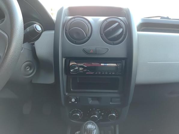 Renault Duster I Рестайлинг с пробегом 2015 года, цена 846 000 рублей, 137255 км, внедорожник, Автокод Объявления