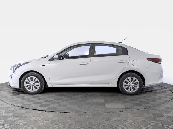 Kia Rio IV Рестайлинг с пробегом 2021 года, цена 1 420 000 рублей, 100136 км, седан, Автокод Объявления