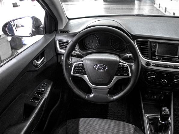 Hyundai Solaris II с пробегом 2018 года, цена 1 249 900 рублей, 168000 км, седан, Автокод Объявления