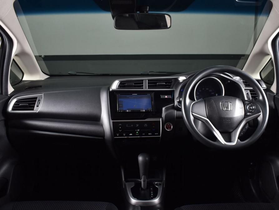 Honda Fit III Рестайлинг Кемерово  - изображение 7