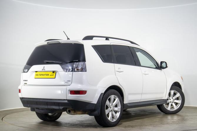 Mitsubishi Outlander II Рестайлинг с пробегом 2010 года, цена 1 519 000 рублей, 191593 км, внедорожник, Автокод Объявления