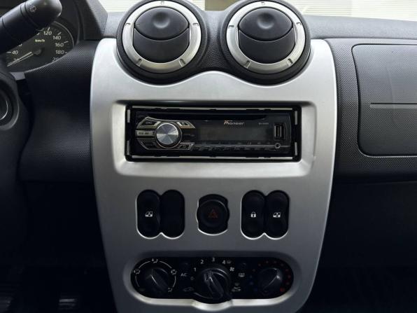 Renault Sandero I с пробегом 2013 года, цена 640 000 рублей, 164899 км, хэтчбек, Автокод Объявления