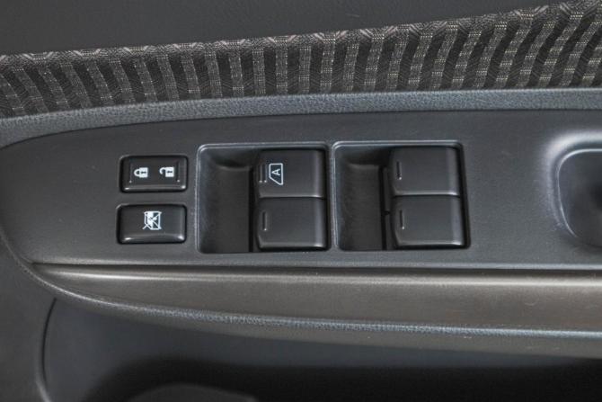 Nissan Note II Рестайлинг с пробегом 2017 года, цена 1 049 000 рублей, 92000 км, хэтчбек, Автокод Объявления