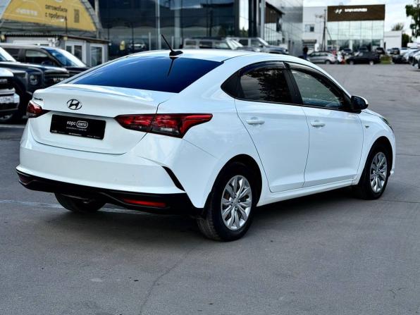 Hyundai Solaris II Рестайлинг с пробегом 2020 года, цена 1 159 000 рублей, 177012 км, седан, Автокод Объявления
