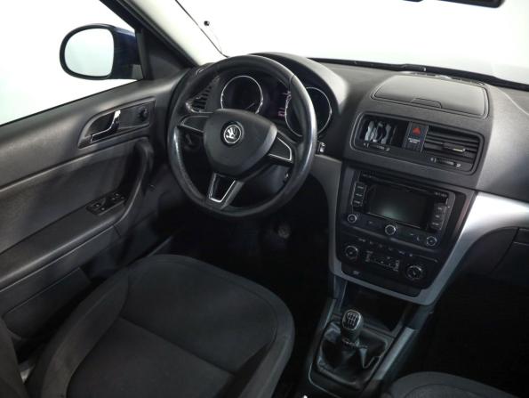 Skoda Yeti I Рестайлинг с пробегом 2014 года, цена 989 000 рублей, 126747 км, внедорожник, Автокод Объявления