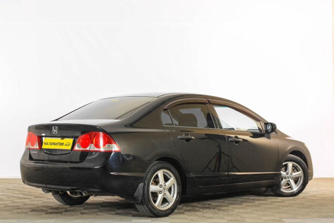 Honda Civic VIII с пробегом 2006 года, цена 699 000 рублей, 351000 км, седан, Автокод Объявления