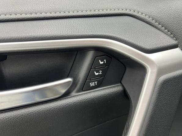 Toyota RAV4 V (XA50) с пробегом 2019 года, цена 2 700 000 рублей, 96657 км, внедорожник, Автокод Объявления