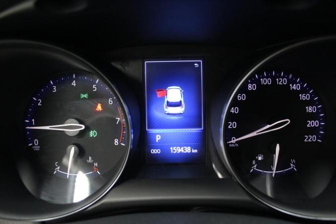 Toyota C-HR I Рестайлинг с пробегом 2019 года, цена 1 999 000 рублей, 159418 км, внедорожник, Автокод Объявления
