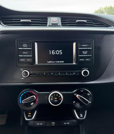 Kia Rio IV Рестайлинг с пробегом 2020 года, цена 1 373 000 рублей, 172137 км, седан, Автокод Объявления