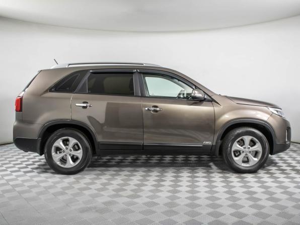 Kia Sorento II Рестайлинг с пробегом 2017 года, цена 1 470 000 рублей, 383965 км, внедорожник, Автокод Объявления
