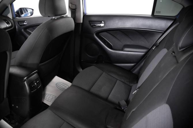 Kia Cerato III с пробегом 2014 года, цена 949 000 рублей, 307560 км, седан, Автокод Объявления