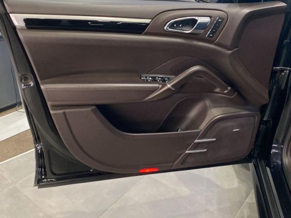 Porsche Cayenne II Рестайлинг (958) с пробегом 2015 года, цена 3 850 000 рублей, 218526 км, внедорожник, Автокод Объявления
