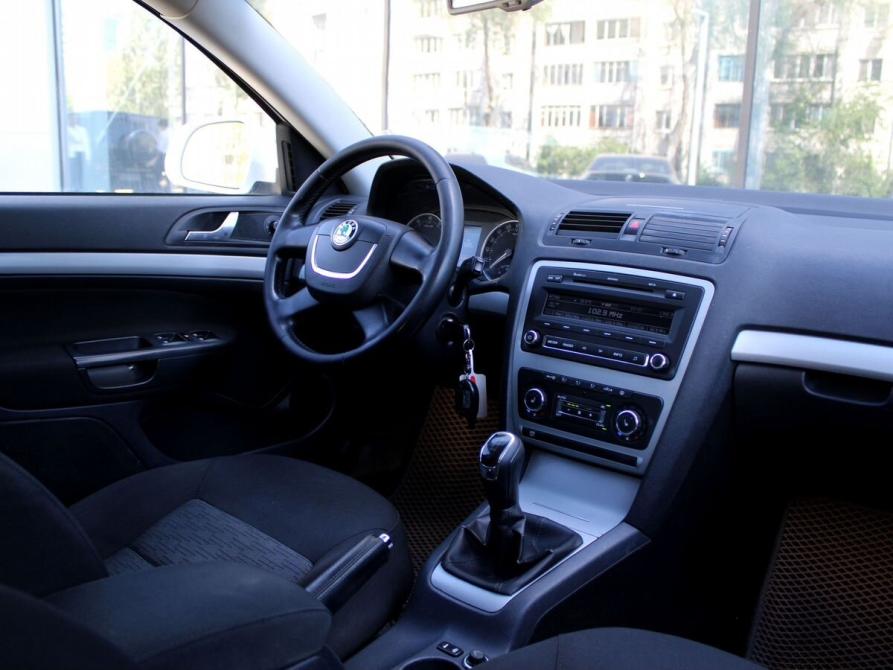 Skoda Octavia II (A5) Рестайлинг Самара  - изображение 9