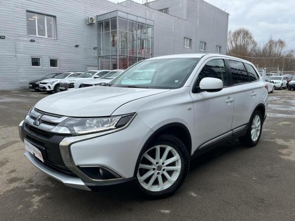 Mitsubishi Outlander III Рестайлинг 2 с пробегом 2015 года, цена 1 290 000 рублей, 137000 км, внедорожник, Автокод Объявления