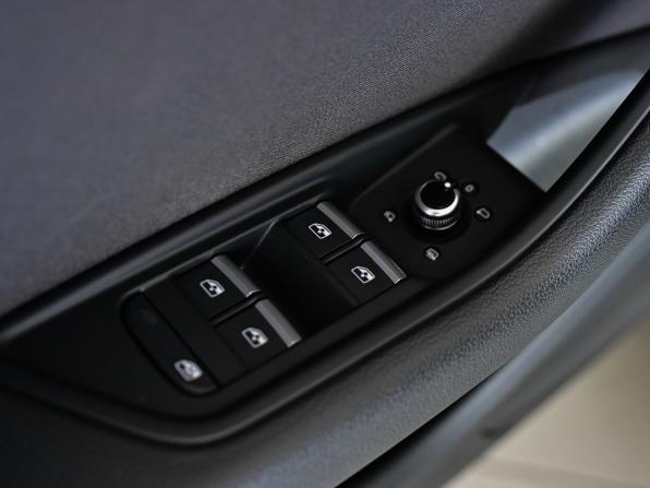 Audi A4 V (B9) с пробегом 2016 года, цена 2 280 000 рублей, 119132 км, седан, Автокод Объявления