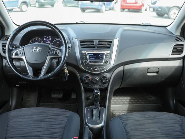 Hyundai Solaris I Рестайлинг с пробегом 2015 года, цена 1 169 000 рублей, 137260 км, седан, Автокод Объявления