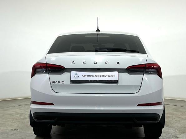 Skoda Rapid II с пробегом 2020 года, цена 1 500 000 рублей, 104691 км, лифтбек, Автокод Объявления