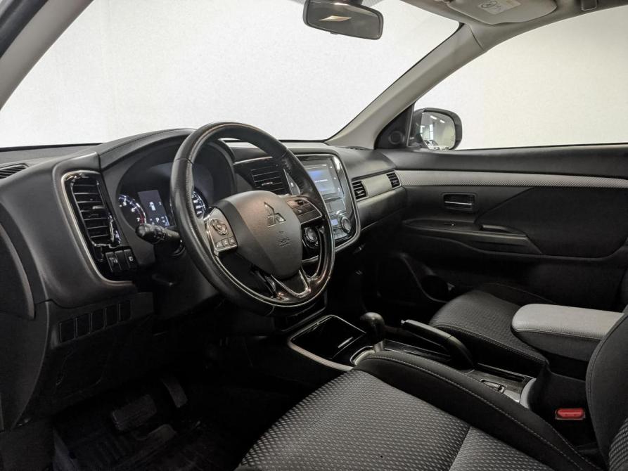 Mitsubishi Outlander III Рестайлинг 2 Санкт-Петербург  - изображение 15