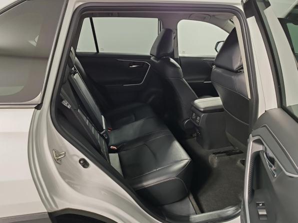 Toyota RAV4 V (XA50) с пробегом 2021 года, цена 3 599 000 рублей, 40472 км, внедорожник, Автокод Объявления