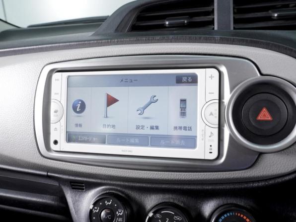 Toyota Vitz III (XP130) с пробегом 2013 года, цена 570 000 рублей, 320765 км, хэтчбек, Автокод Объявления