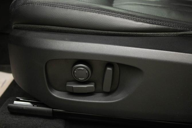 Land Rover Discovery Sport I с пробегом 2016 года, цена 2 299 000 рублей, 183644 км, внедорожник, Автокод Объявления