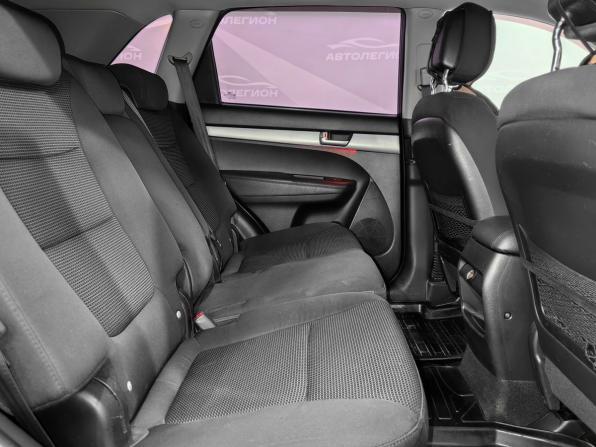 Kia Sorento II Рестайлинг с пробегом 2013 года, цена 1 300 000 рублей, 211700 км, внедорожник, Автокод Объявления