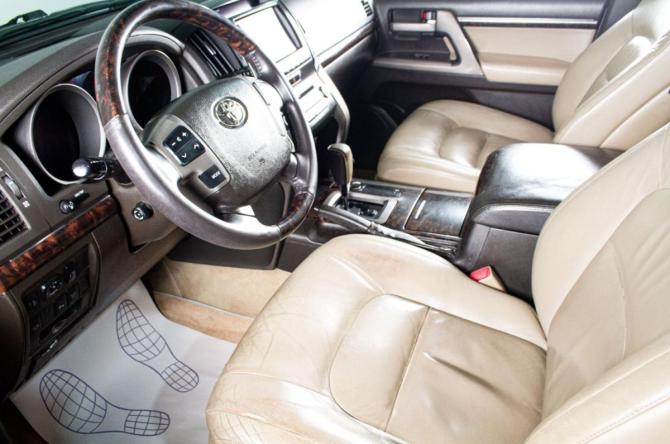 Toyota Land Cruiser 200 Series с пробегом 2007 года, цена 1 889 000 рублей, 401000 км, внедорожник, Автокод Объявления