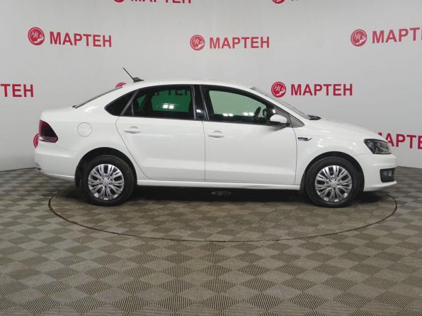 Volkswagen Polo V Рестайлинг с пробегом 2018 года, цена 1 189 000 рублей, 130244 км, седан, Автокод Объявления