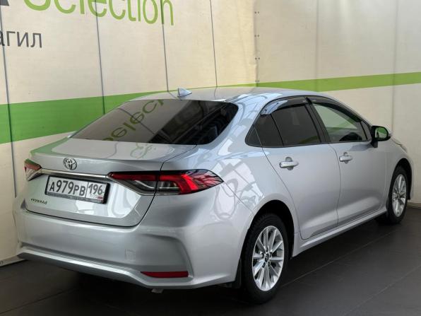 Toyota Corolla XI (E160 E170 E180) Рестайлинг 1 с пробегом 2019 года, цена 1 599 000 рублей, 160000 км, седан, Автокод Объявления
