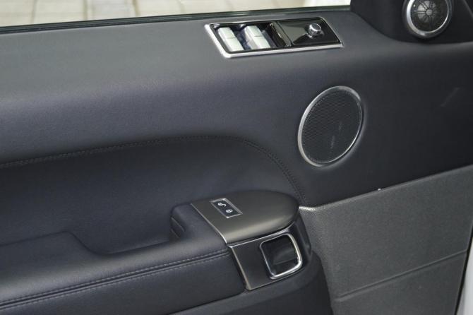Land Rover Range Rover Sport II Рестайлинг с пробегом 2018 года, цена 6 500 000 рублей, 103000 км, внедорожник, Автокод Объявления