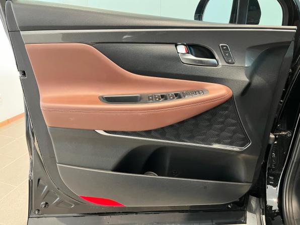 Hyundai Santa Fe IV Рестайлинг с пробегом 2022 года, цена 4 099 000 рублей, 72508 км, внедорожник, Автокод Объявления