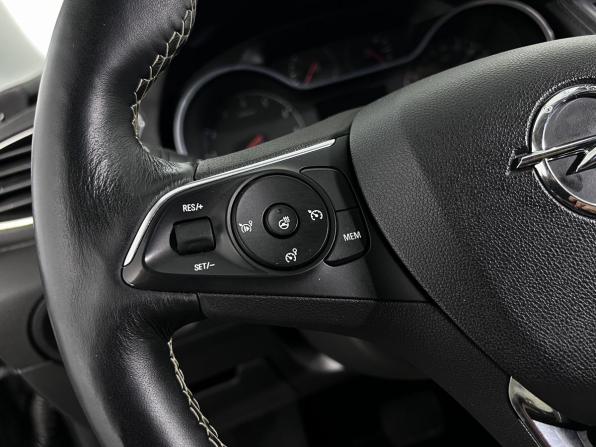 Opel Grandland I (X) с пробегом 2019 года, цена 1 650 000 рублей, 110982 км, внедорожник, Автокод Объявления