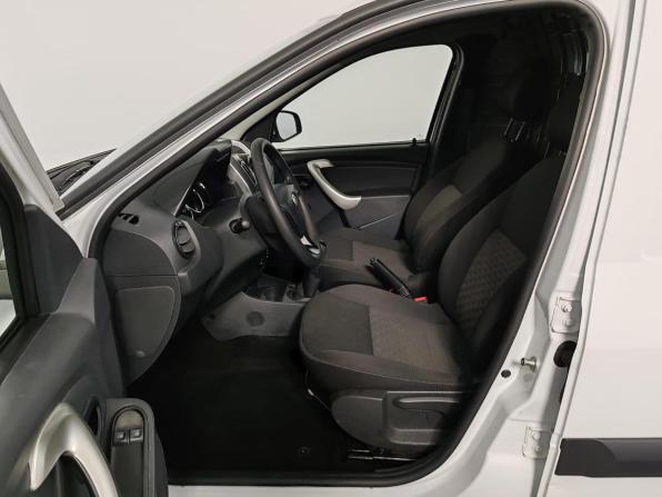 Lada (ВАЗ) Largus I Рестайлинг с пробегом 2024 года, цена 1 175 000 рублей, 52025 км, фургон, Автокод Объявления