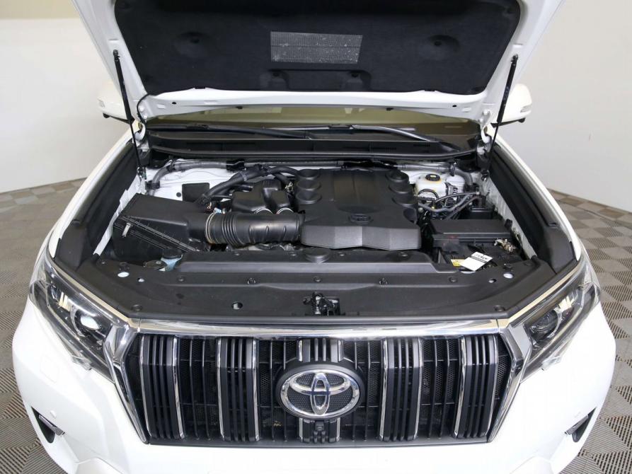 Toyota Land Cruiser Prado 150 Series Рестайлинг 3 Санкт-Петербург  - изображение 11