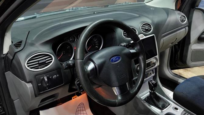 Ford Focus II Рестайлинг с пробегом 2008 года, цена 435 000 рублей, 257124 км, хэтчбек, Автокод Объявления