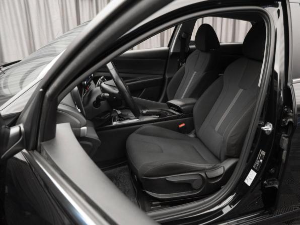 Hyundai Elantra VII (CN7) с пробегом 2021 года, цена 2 075 000 рублей, 116653 км, седан, Автокод Объявления